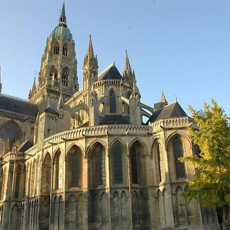 Camelia Bed & Breakfast Bayeux Bagian luar foto